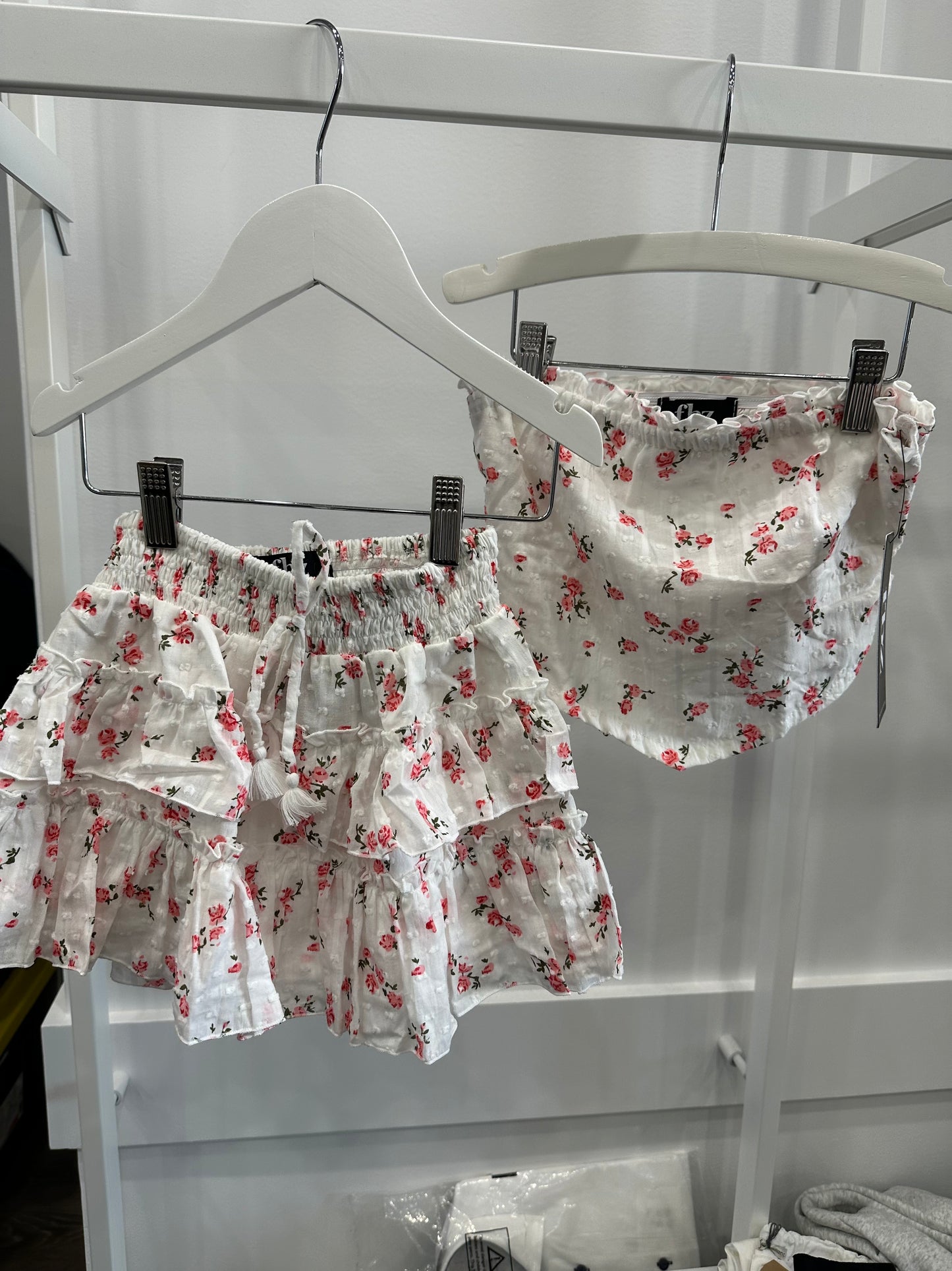 Fbz White Flower Top