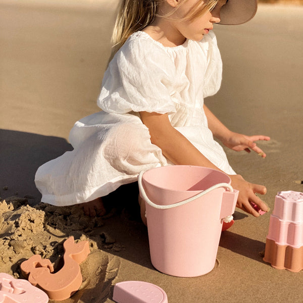 Sunnylife Silicone Stacking Tower Circus