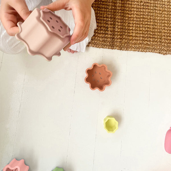 Sunnylife Silicone Stacking Tower Circus
