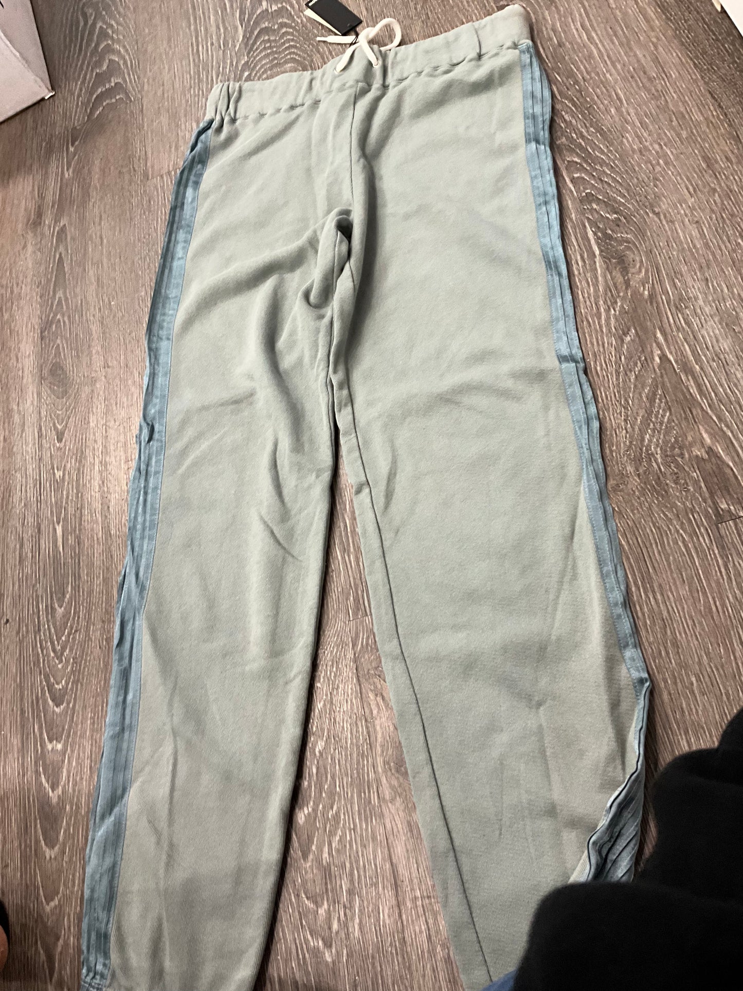 Monrow mint green sweatpant