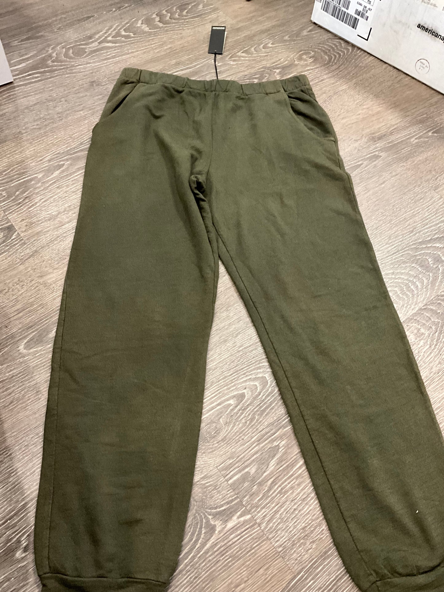 Monrow hunter green sweatpants