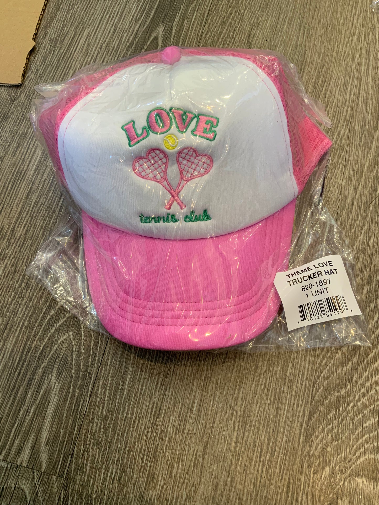 Iscream theme love trucker hat ￼