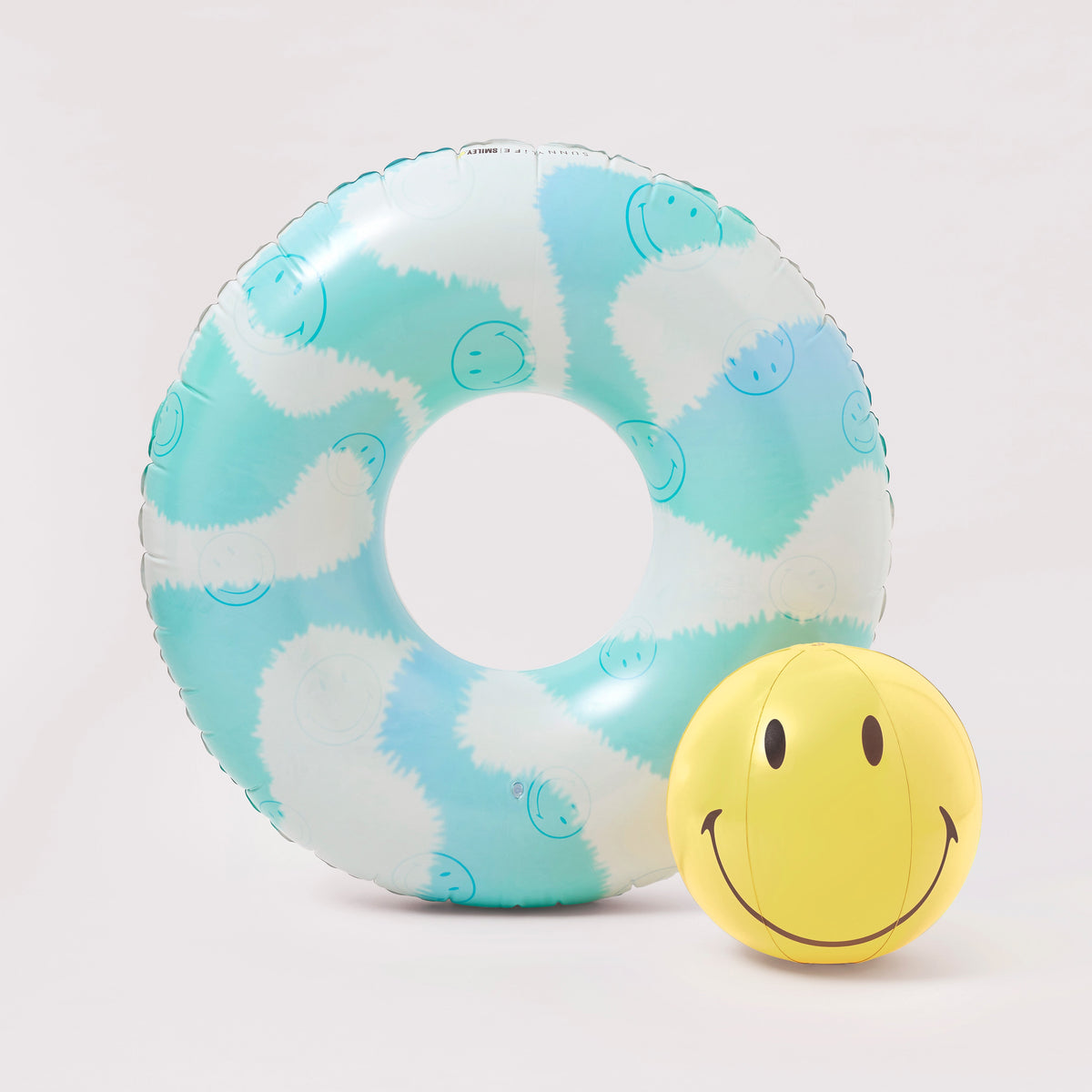 Sunnylife Pool Ring and Ball Set Smiley