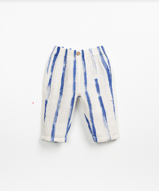 PLAY UP PRINTED WOVEN TROUSERS